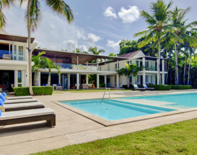 Breathtaking Ocean-View Home w Pool, Modern Design